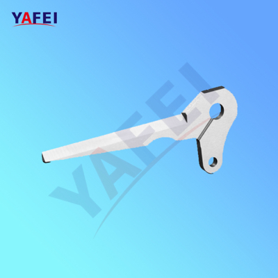 scissor blade lưỡi cắt kéo.