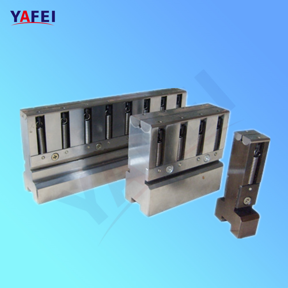 Công cụ phanh báo chí định hình bán kính lớn hơn