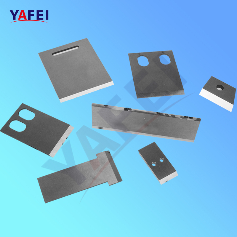Cắt các lưỡi dao bằng nhựa Masterbatch